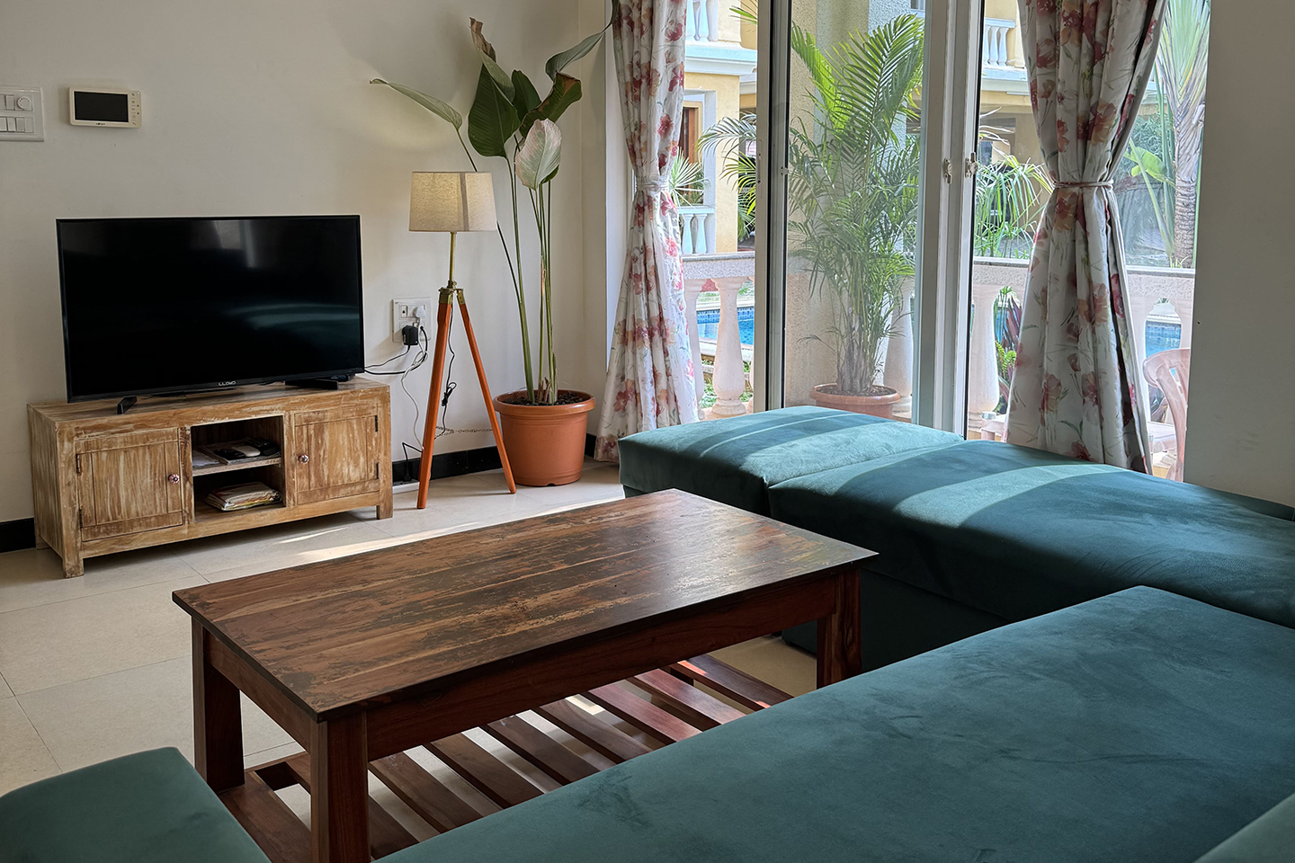 Superior Room - Casa Singh by Akama Homes